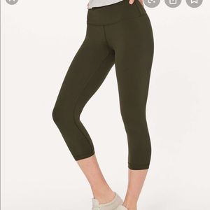 NWT lululemon Wunder Under ME Crop 21” FLux